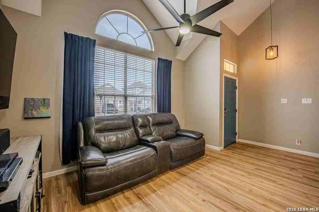 2423 Crown Holw - Photo 4 of 21