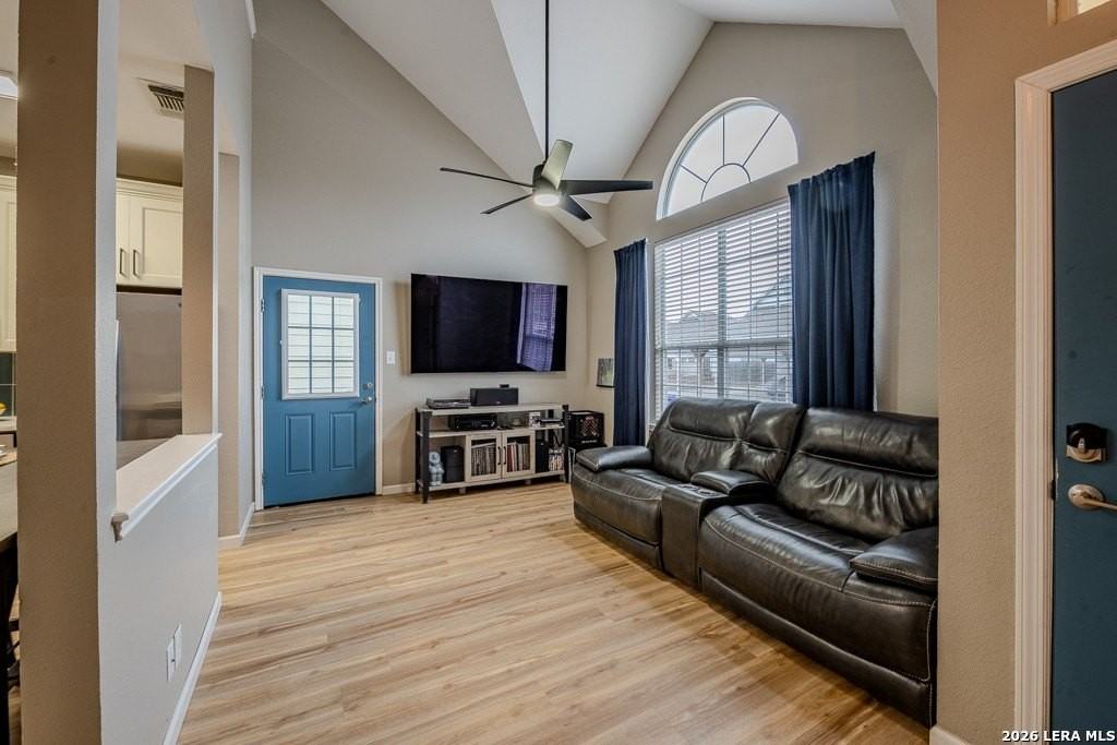 2423 Crown Holw - Photo 5 of 21