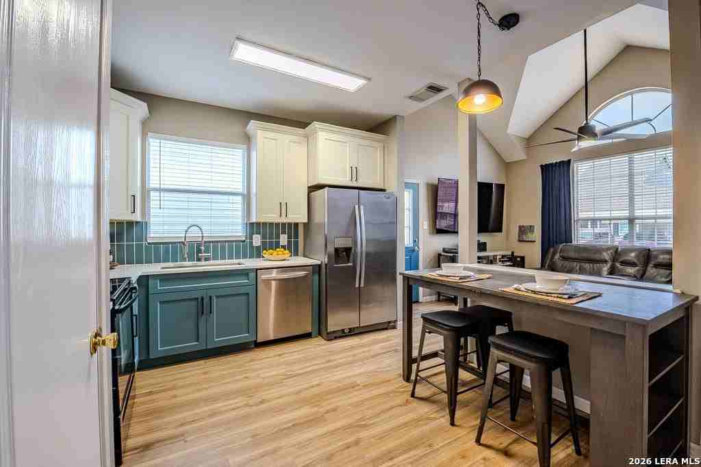 2423 Crown Holw - Photo 6 of 21