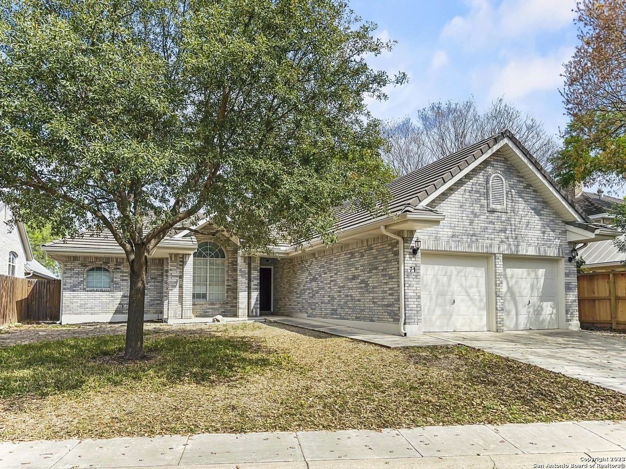 71 Wolfeton Way - Photo 2 of 14