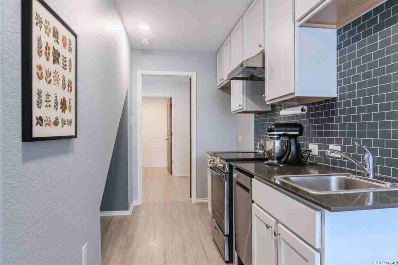 7137 Elm Cv - Photo 5 of 17