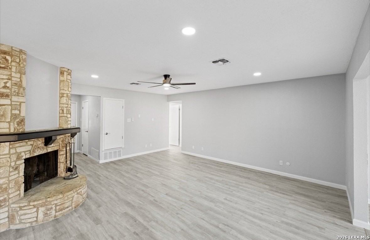 5923 Hidden Dale St - Photo 5 of 14