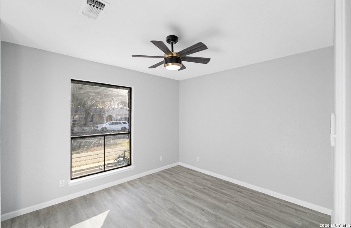 5923 Hidden Dale St - Photo 7 of 14