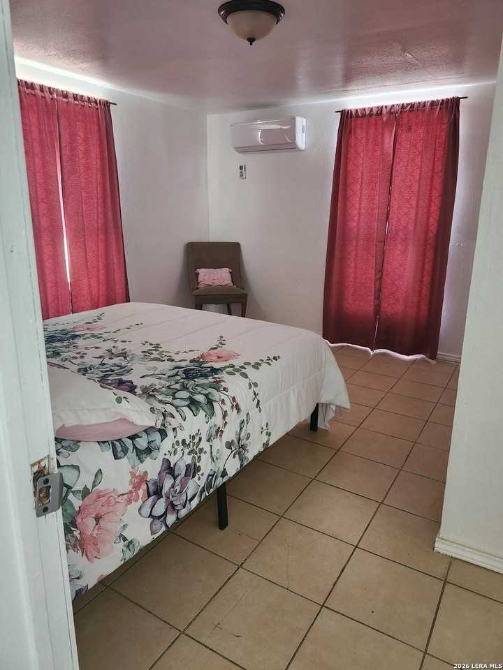 1010 County Road 6710 - Photo 5 of 6