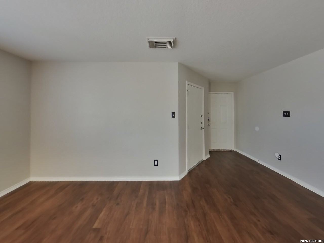 7902 Brazoria Park - Photo 3 of 16