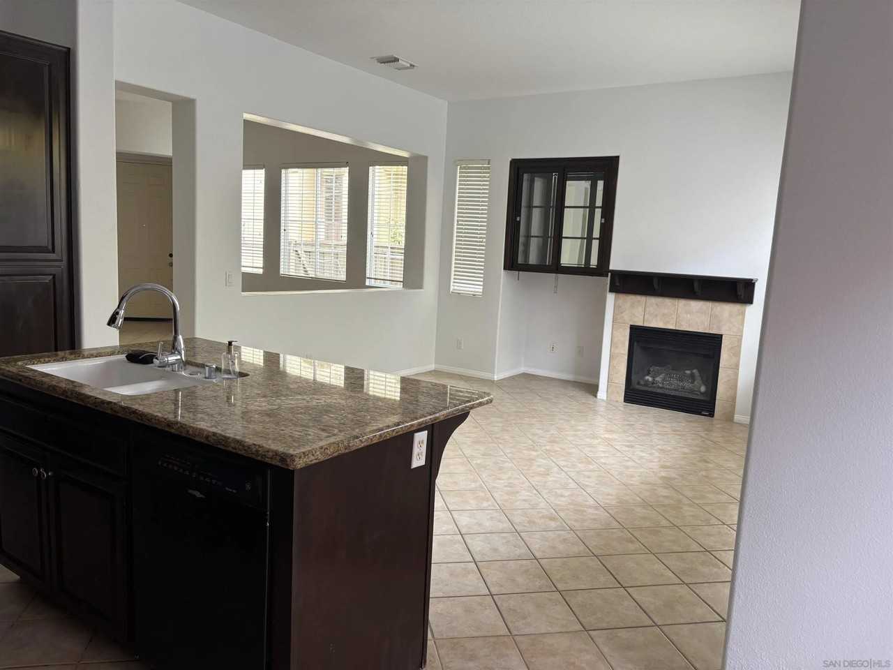 11412 Miro Cir - Photo 5 of 24