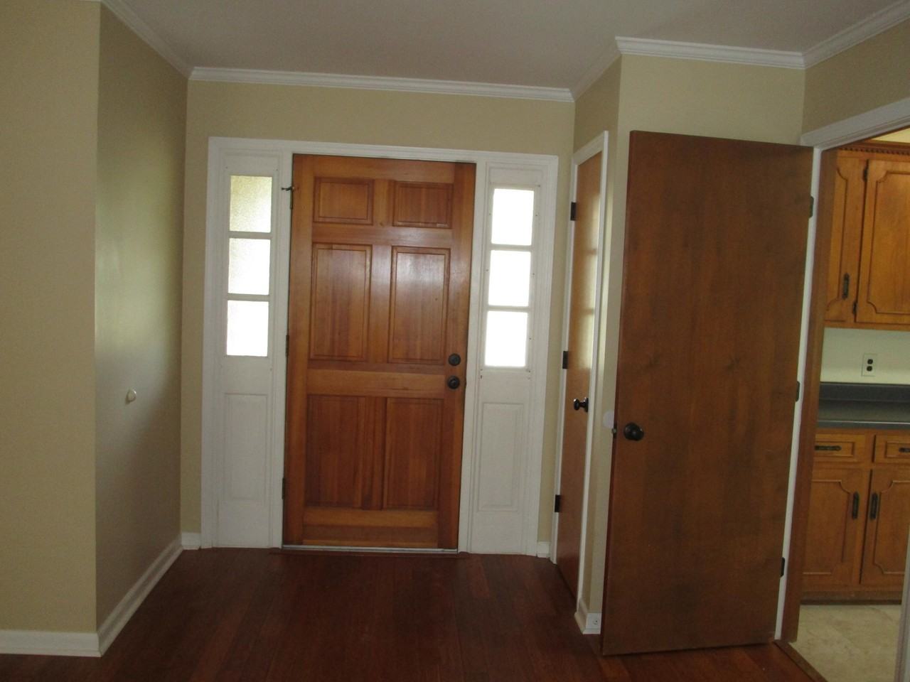 4 Ashley St - Photo 2 of 22