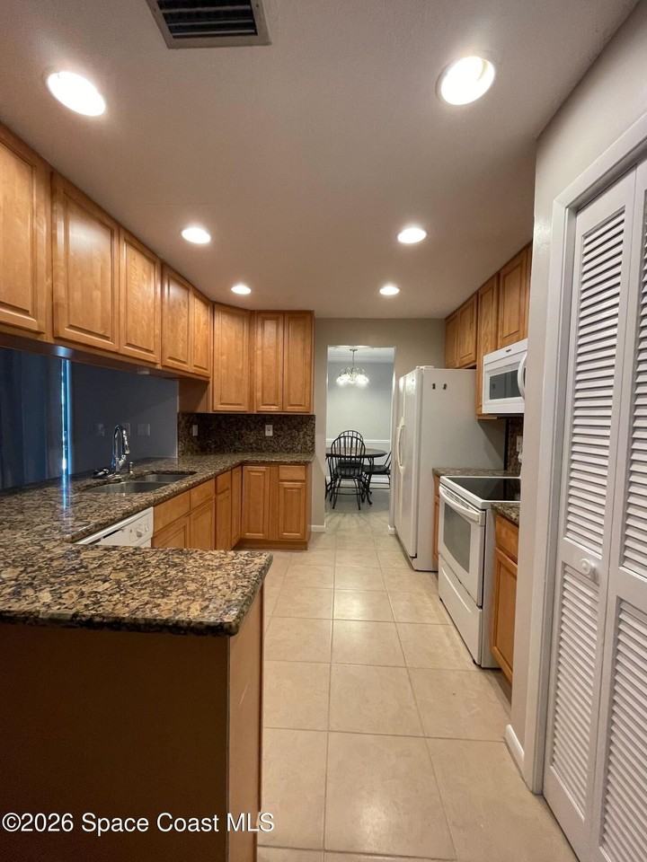 215 Driskell St Ne - Photo 6 of 19