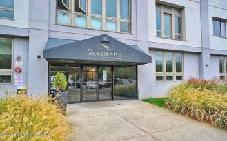 90 Bay Street Lndg Apt 5e - Photo 1 of 1