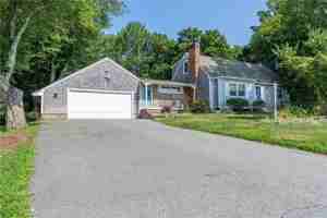 featured image of 48 Pleasant St