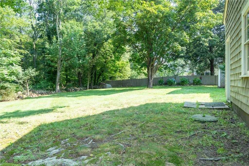 48 Pleasant St - Photo 5 of 48