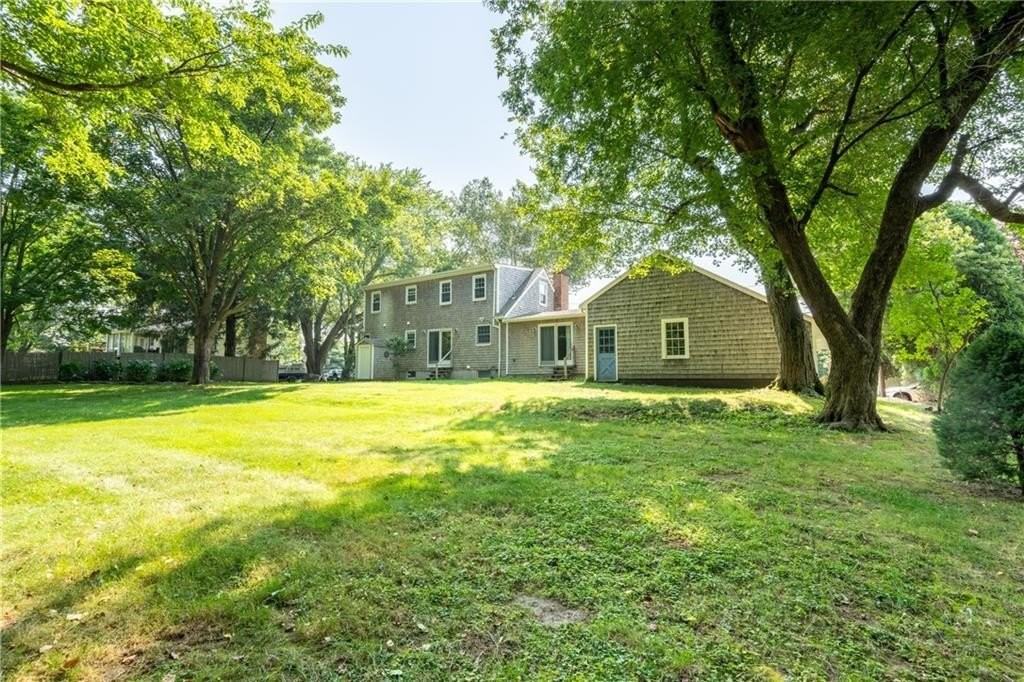 48 Pleasant St - Photo 6 of 48