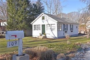 109 Conanicus Rd - Photo 1 of 1