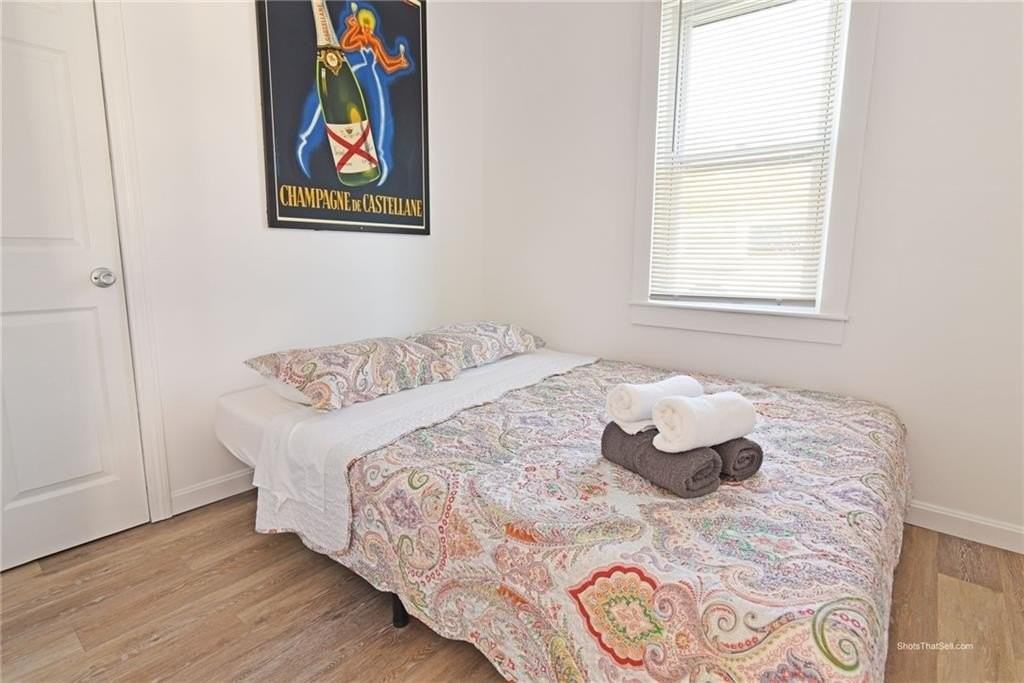 109 Conanicus Rd - Photo 7 of 8