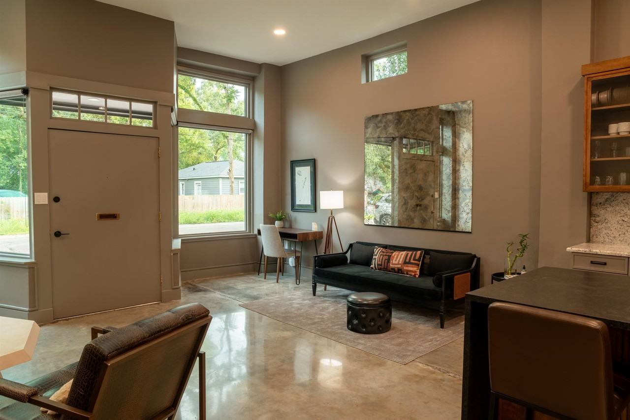 612 W 8th Ave - Photo 5 of 39