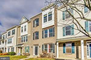 featured image of 2814 Shearwater Ln