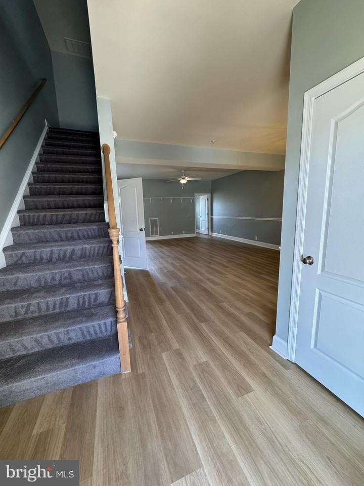 1433 Hidden Meadow Ln - Photo 2 of 30