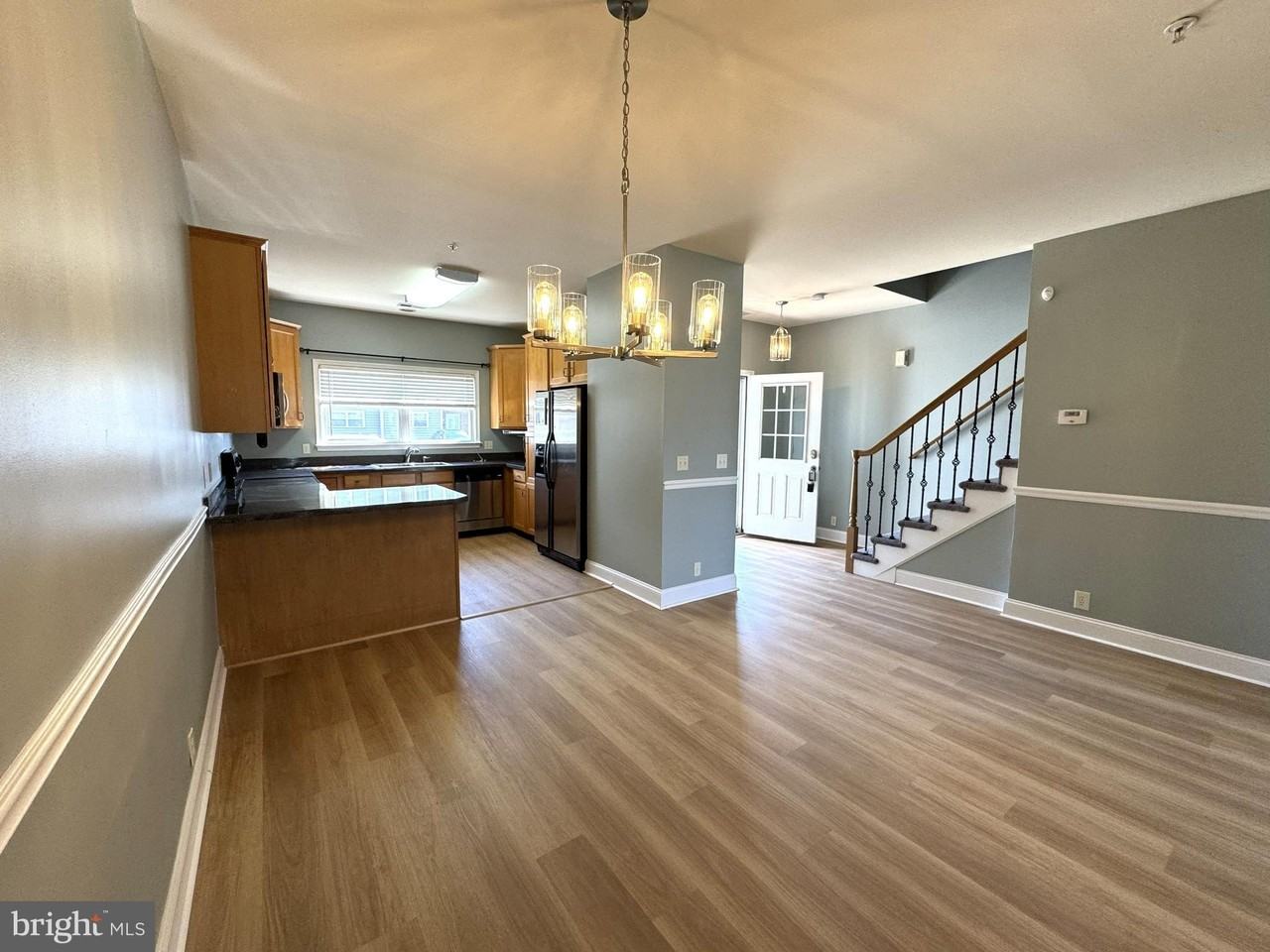 1433 Hidden Meadow Ln - Photo 5 of 30