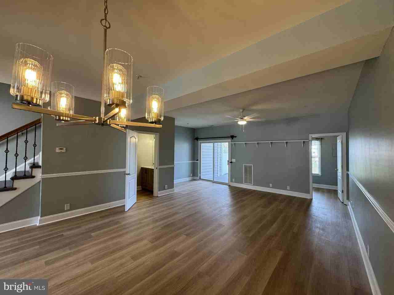 1433 Hidden Meadow Ln - Photo 6 of 30