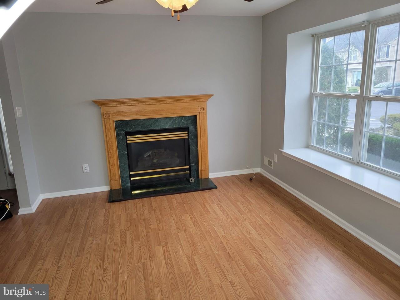 2904 Saxony Dr - Photo 6 of 31