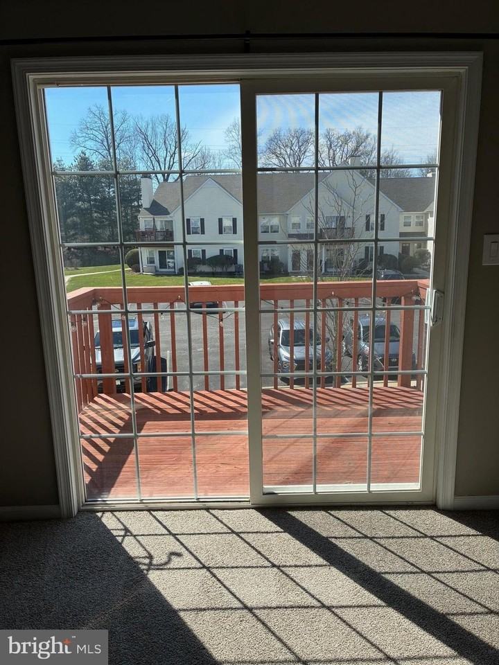 91 Wagon Wheel Rd Unit 91 - Photo 6 of 18