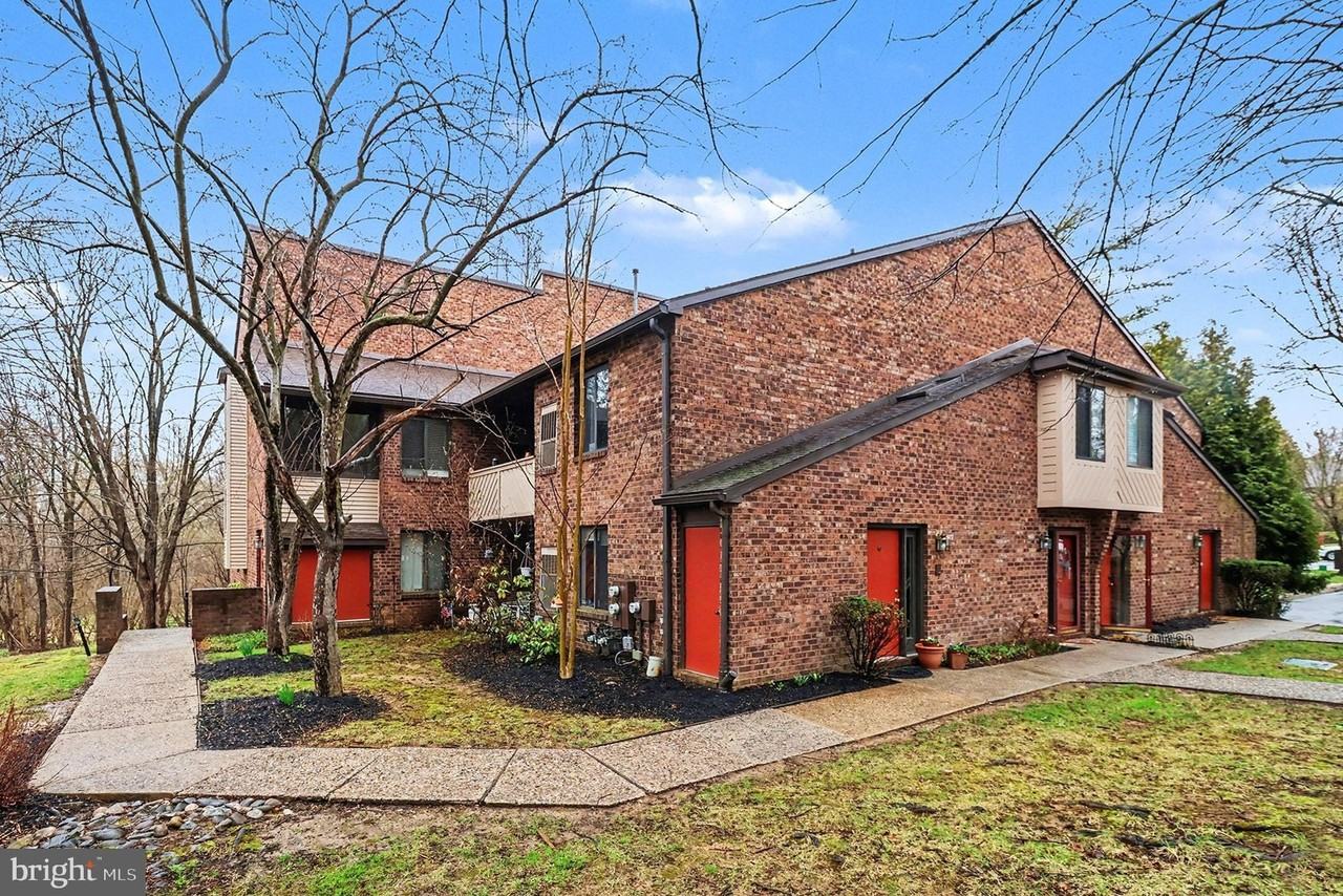 910 Mountainview Dr Unit 910 - Photo 2 of 27