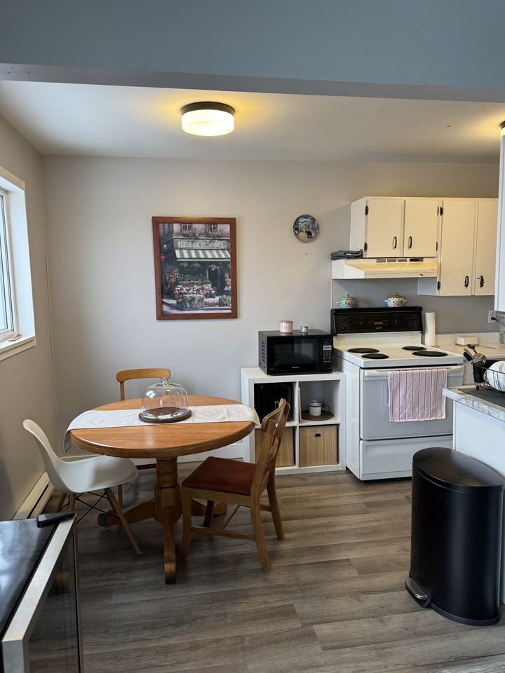 546 Martha Ave #24 - Photo 5 of 11