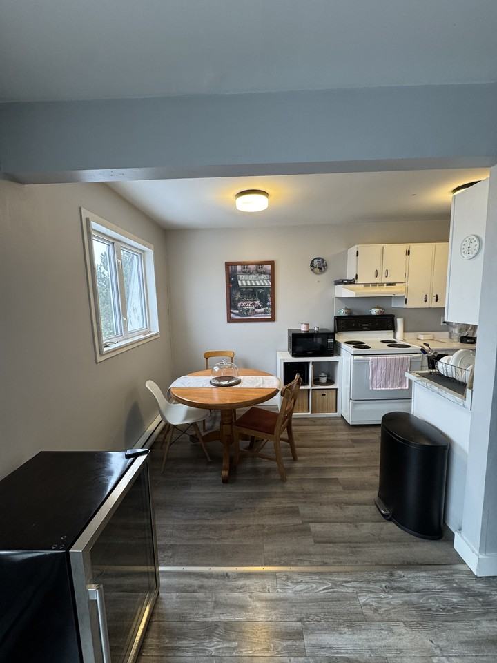 546 Martha Ave #24 - Photo 6 of 11