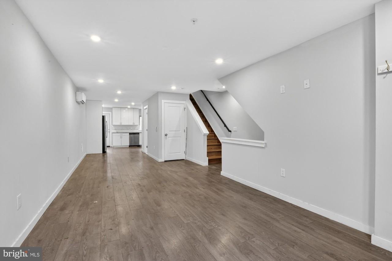 1447 N 8th St Apt 1 - Photo 2 of 28