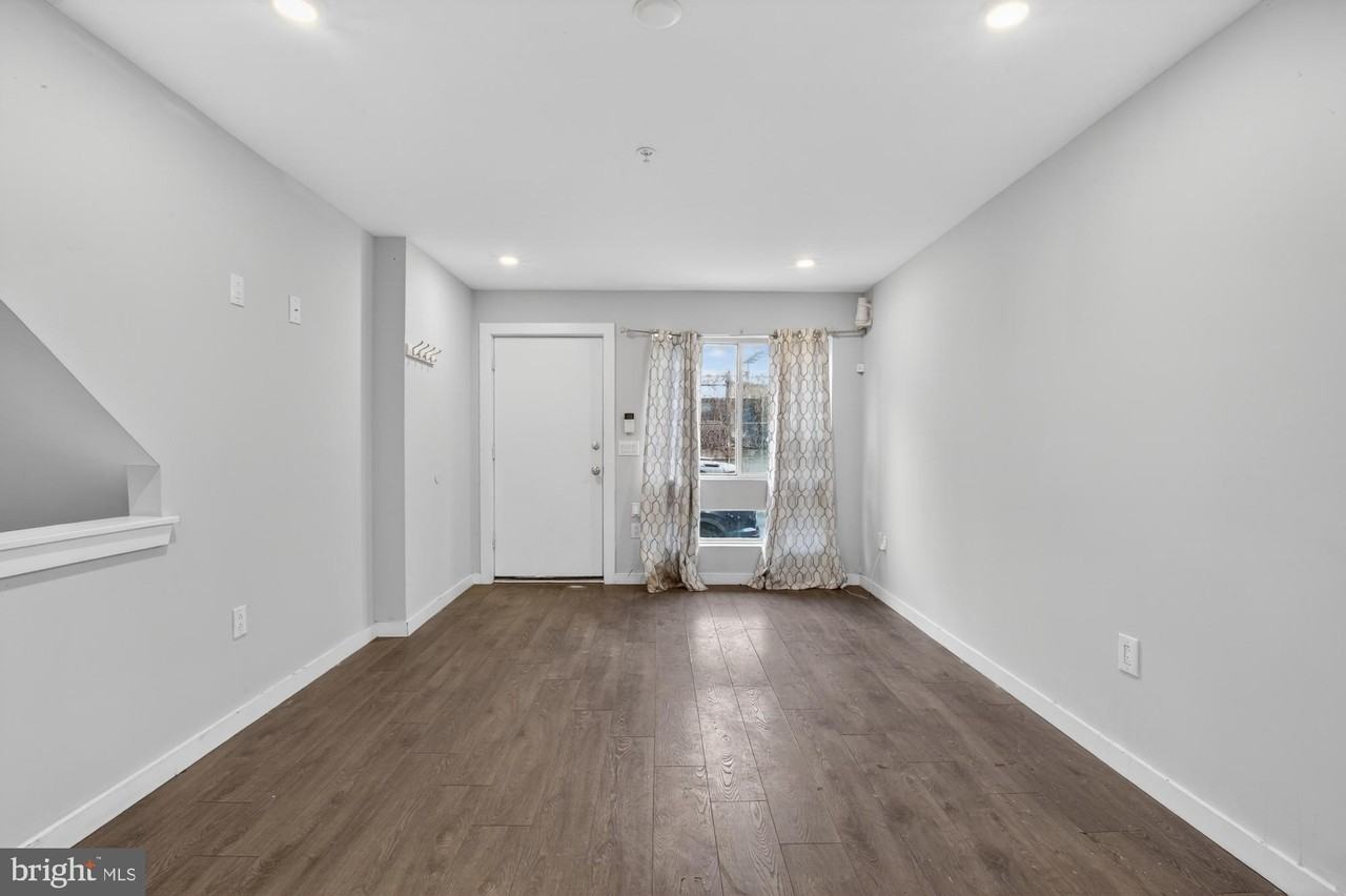 1447 N 8th St Apt 1 - Photo 3 of 28