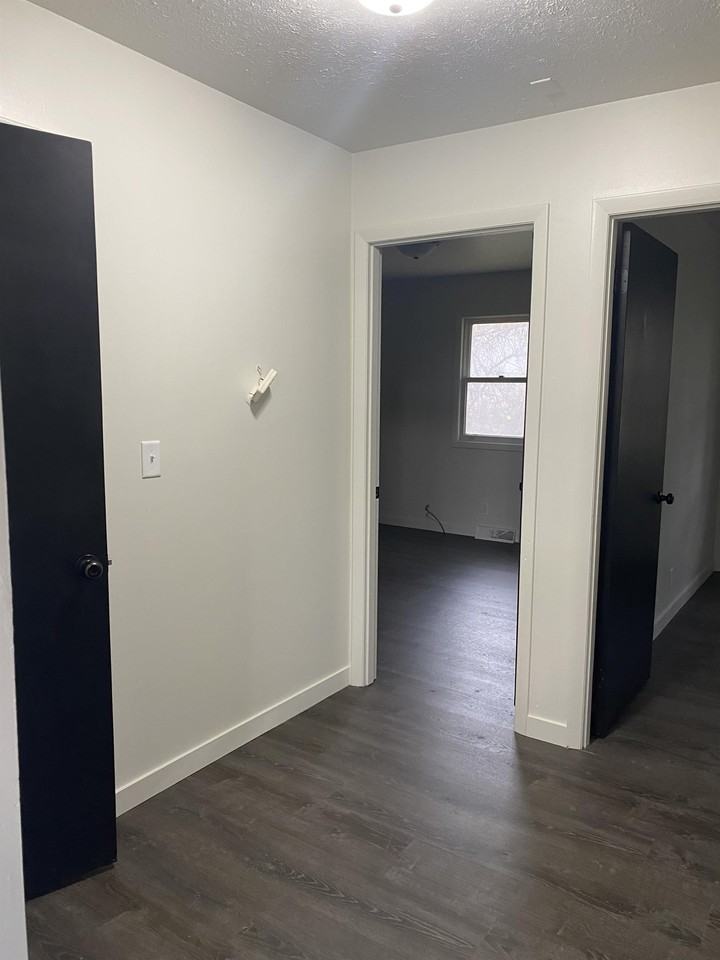 110 Tara Ct #1 - Photo 6 of 13