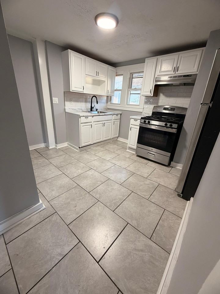 10 Batter Ter #2 - Photo 3 of 14