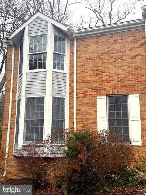 510 Fairfax Ln - Photo 3 of 8