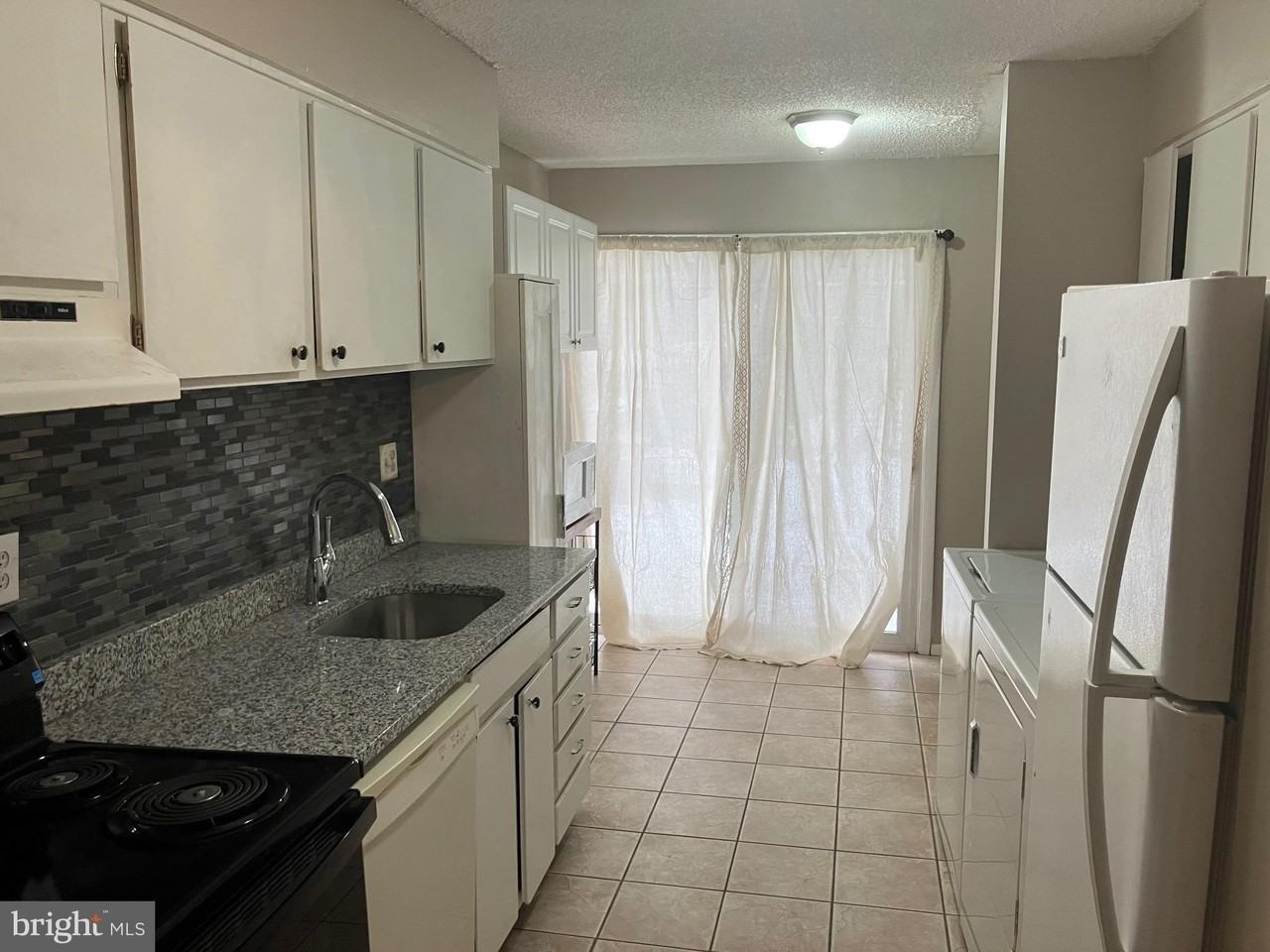 2294 White Cornus Ln - Photo 6 of 23