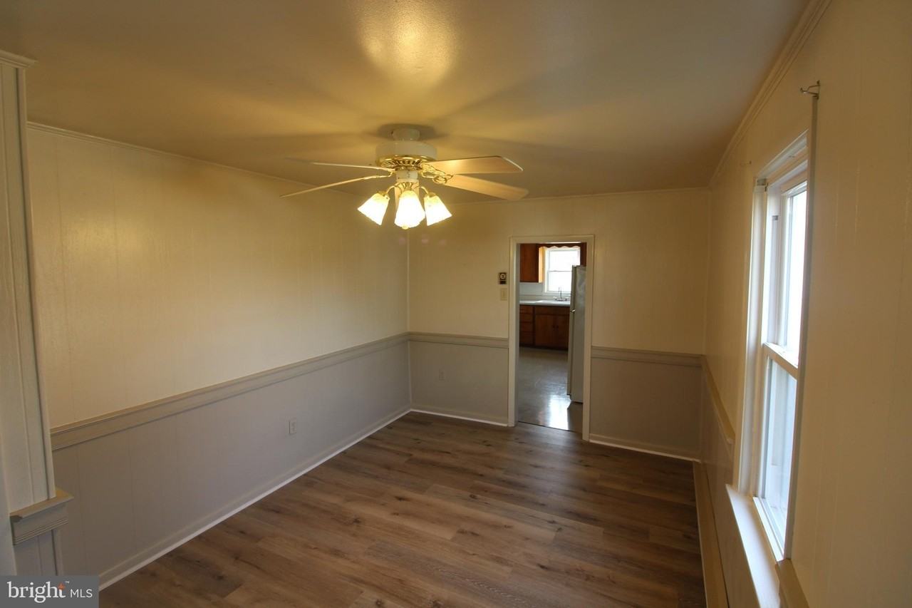 19801 Senedo Rd - Photo 4 of 16