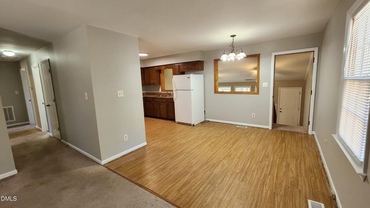 1412 Rock Dr - Photo 5 of 12