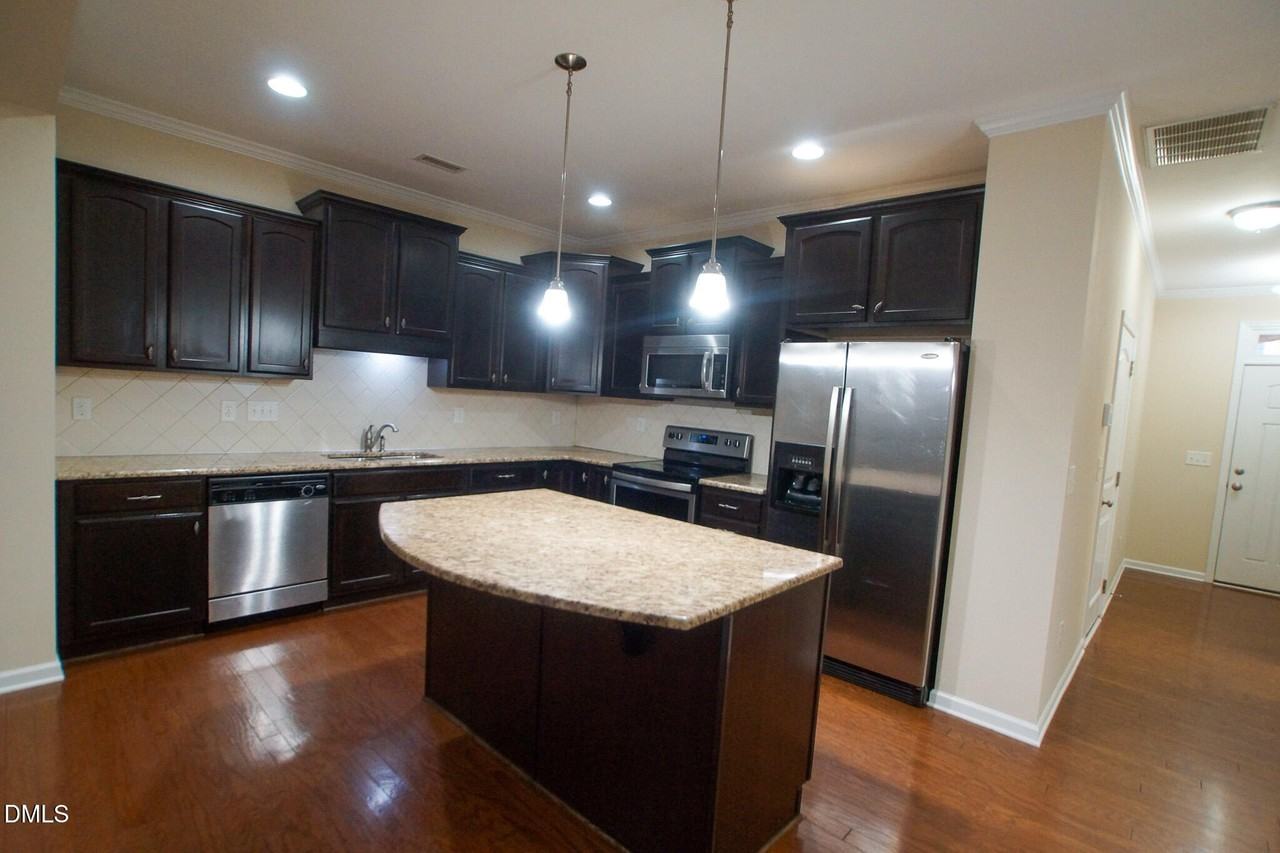 2404 Swans Rest Way - Photo 4 of 23