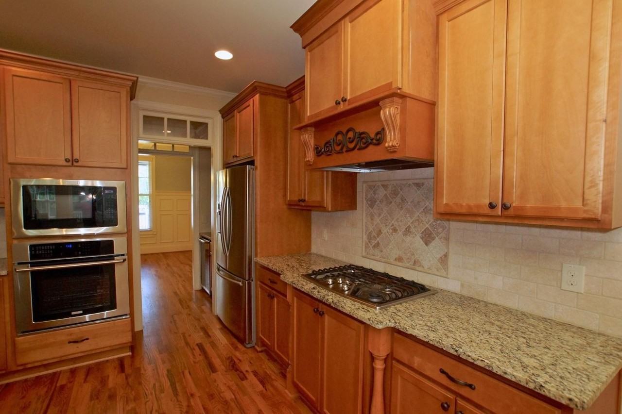 112 Bancroft Brook Dr - Photo 4 of 25