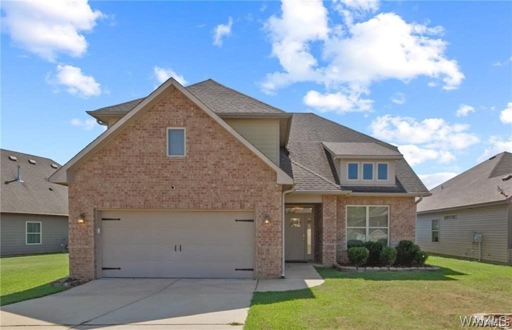 1325 Maxwell Cir - Photo 2 of 36