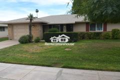 10005 W Pleasant Valley Rd - Photo 1 of 1