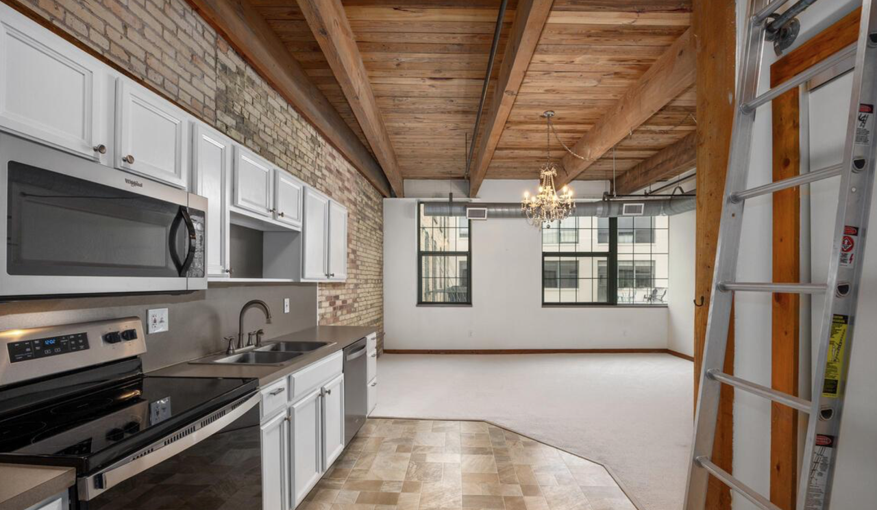 940 Monroe Ave NWUnit 415 #1 - Photo 2 of 16