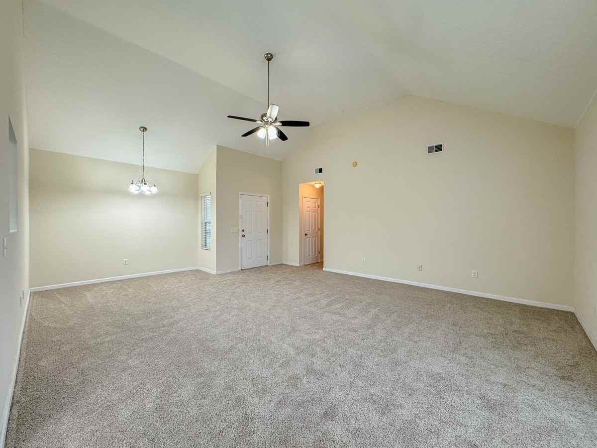 5021 Scotch Pine Ave #1 - Photo 4 of 26