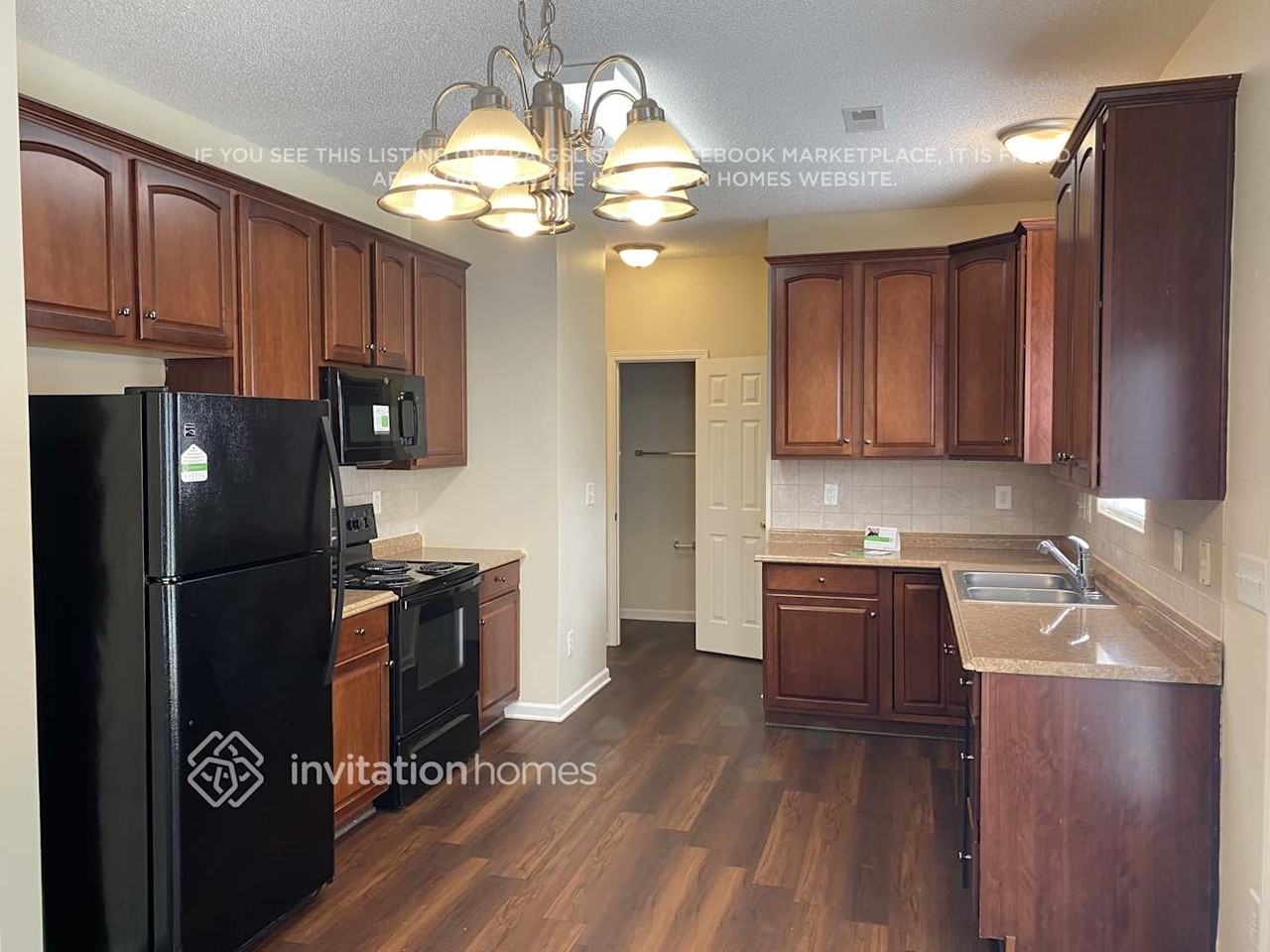 3811 Cameron Creek Dr - Photo 6 of 20