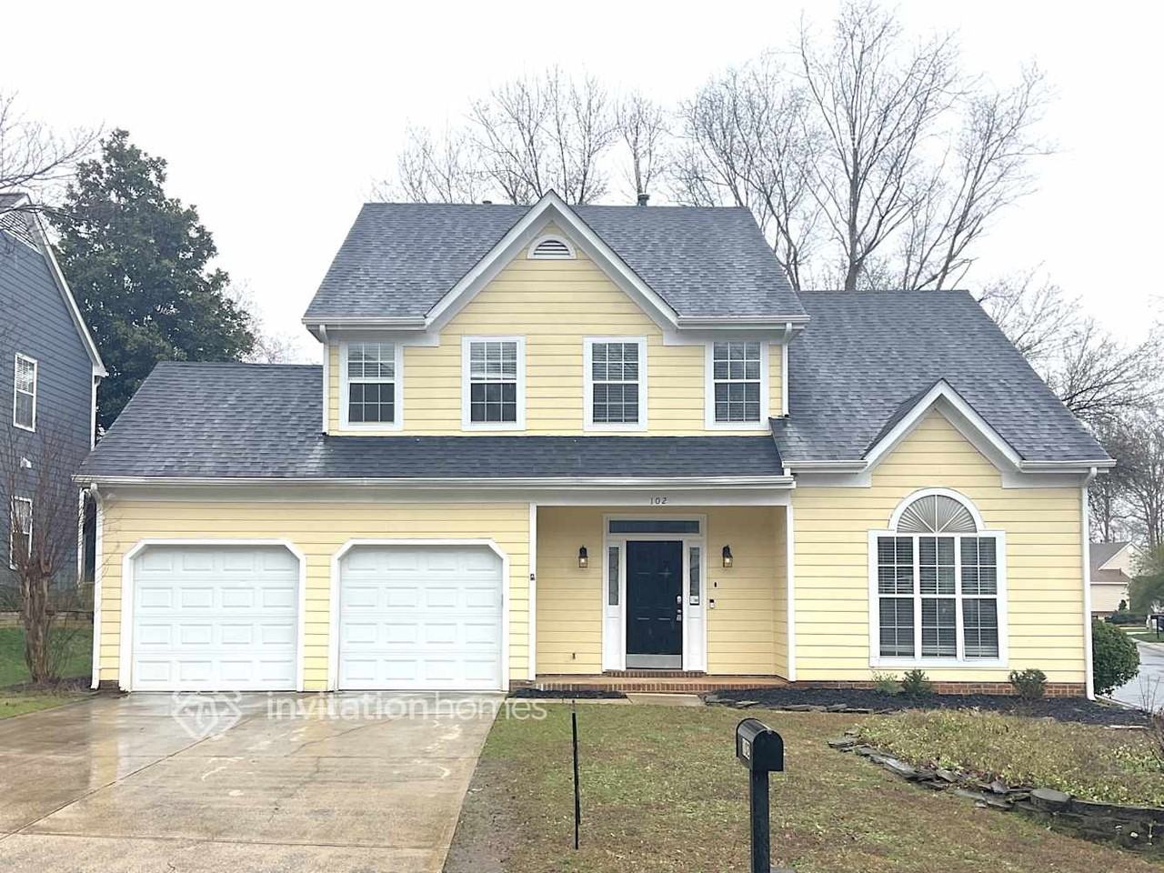 102 Lakewood Circle Dr