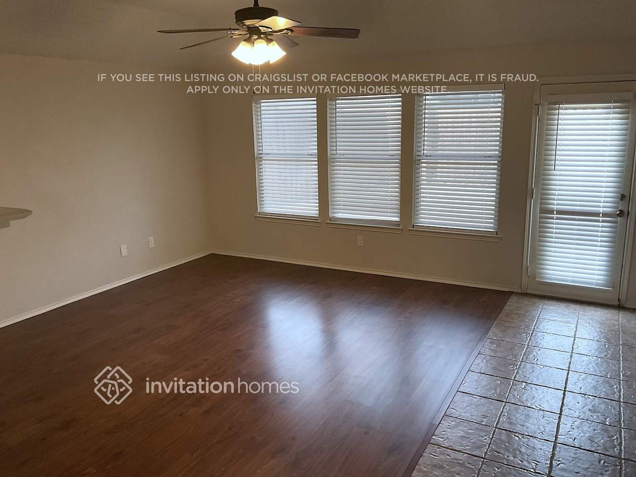 1405 Country Ln - Photo 2 of 16