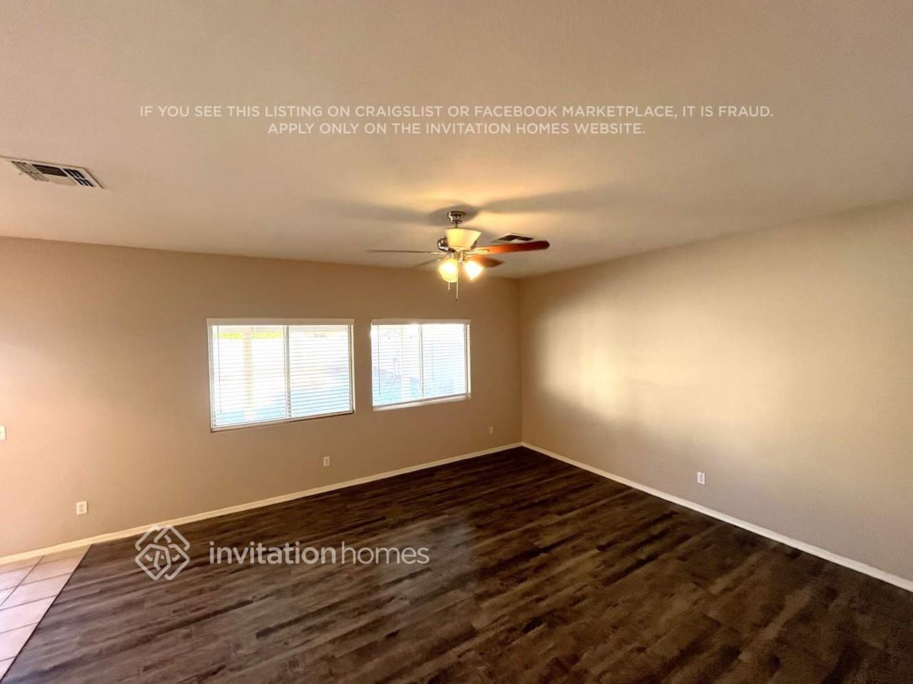 13232 W Watson Ln - Photo 2 of 17