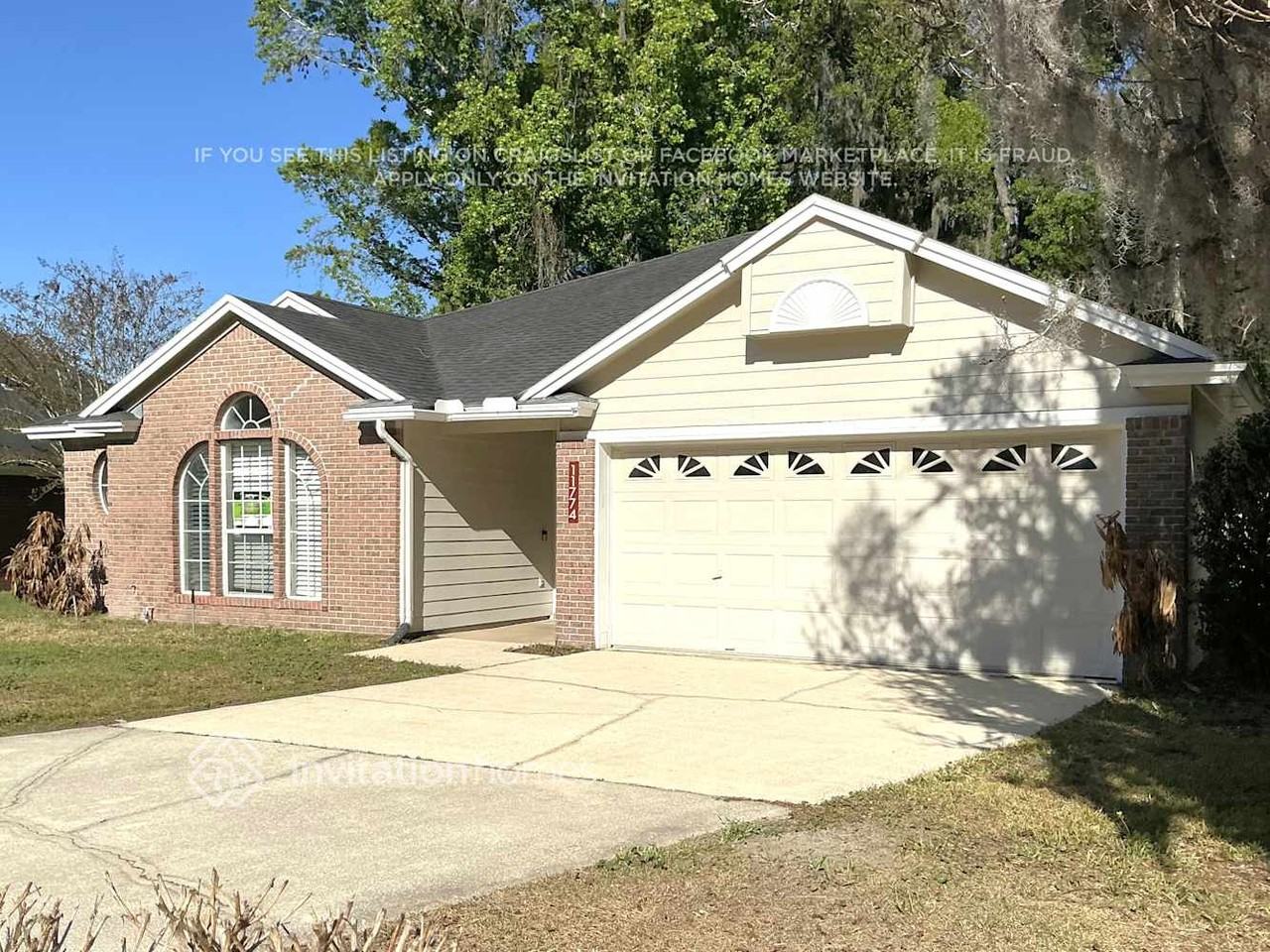 11774 Mountain Ash Rd E - Photo 2 of 17