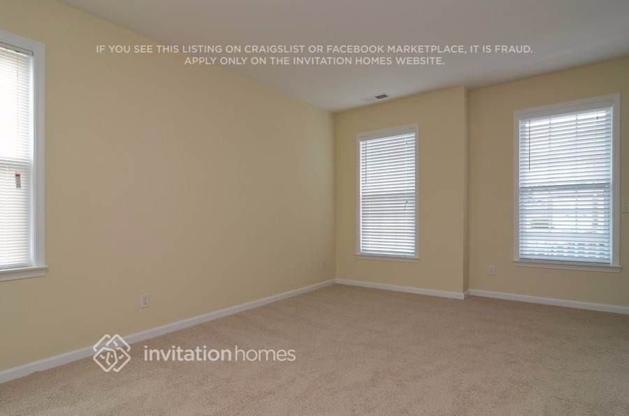 7299 Madison Cir - Photo 4 of 17