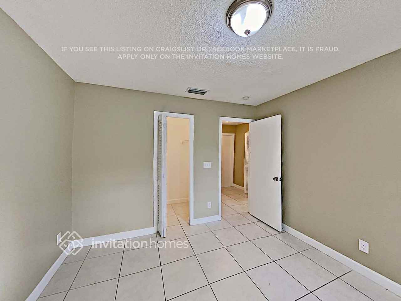 8315 Nw 80th St - Photo 5 of 13