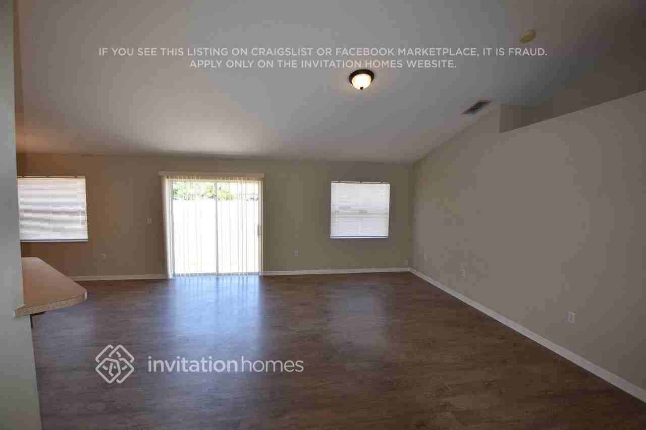 5238 Snowy Heron Dr - Photo 2 of 12